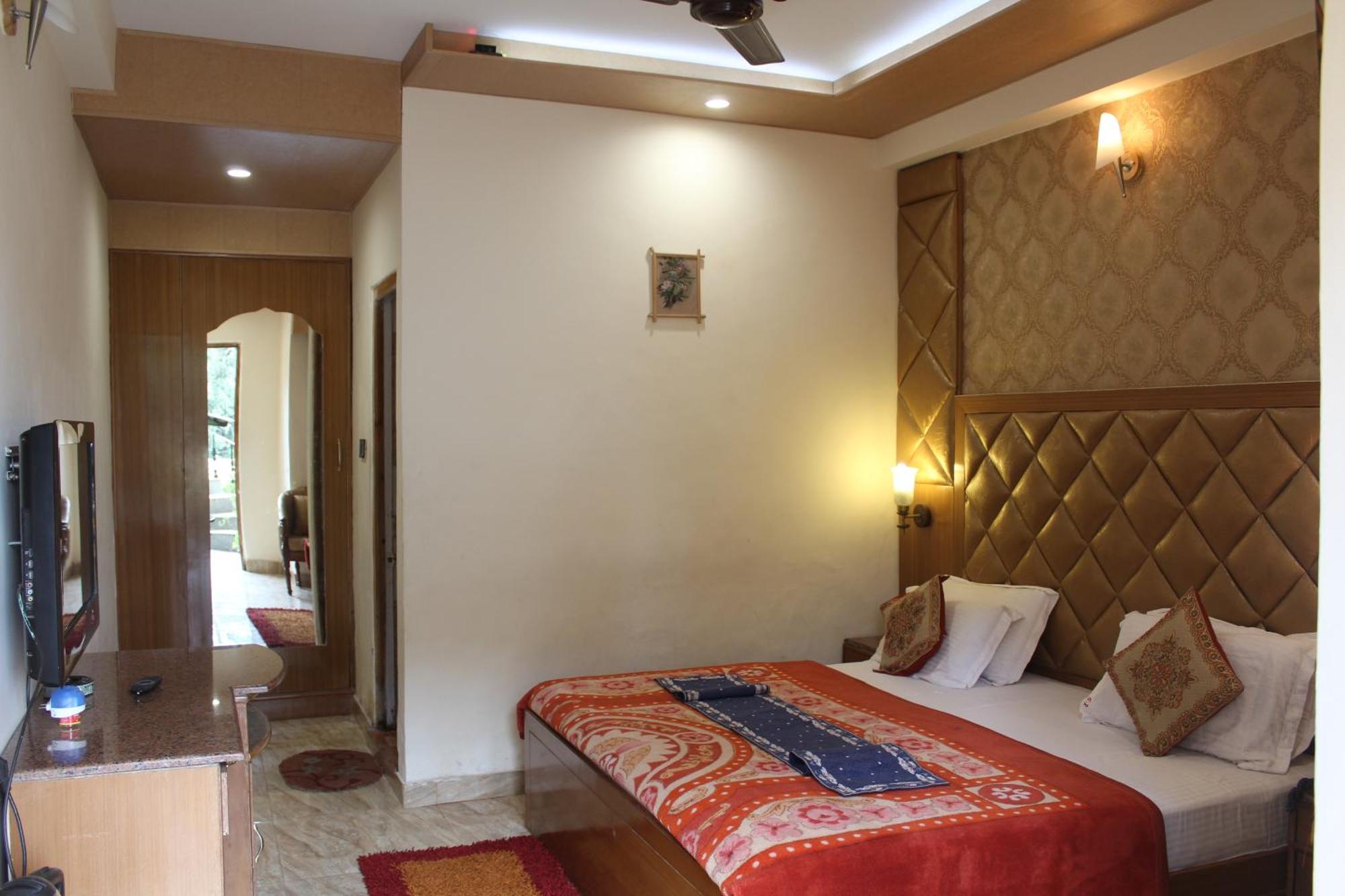 Sagrika Resort Dalhousie Exteriör bild