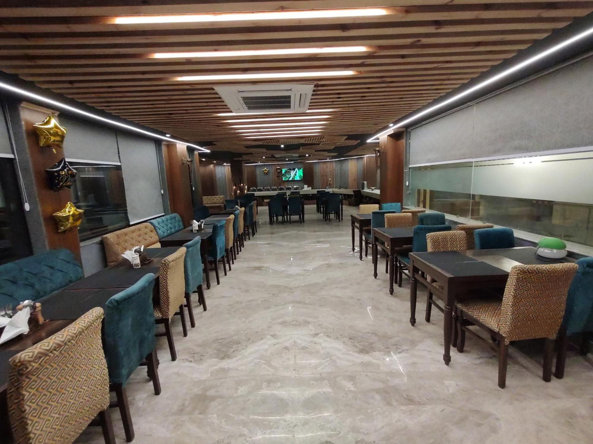 Sagrika Resort Dalhousie Exteriör bild