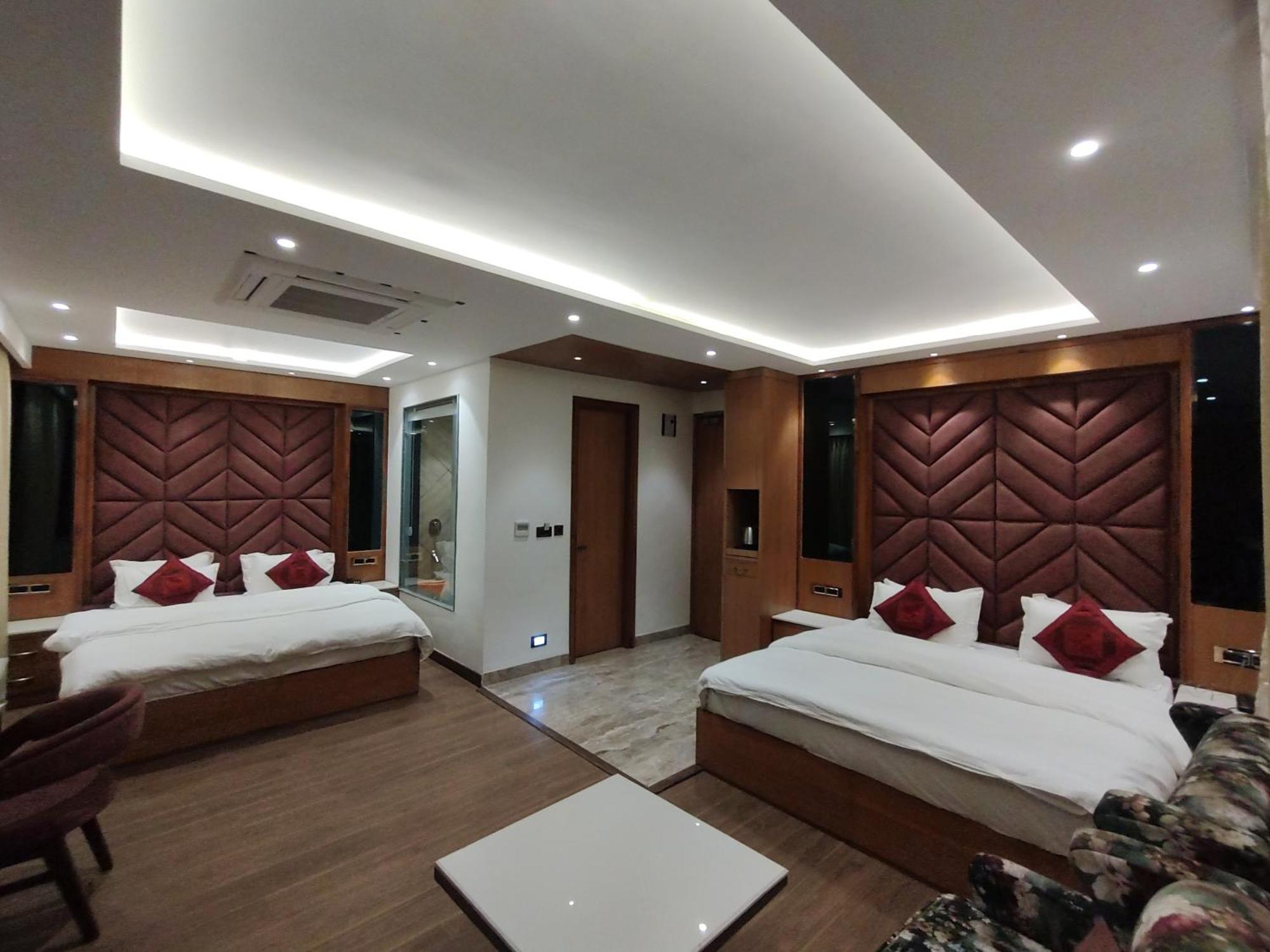 Sagrika Resort Dalhousie Exteriör bild
