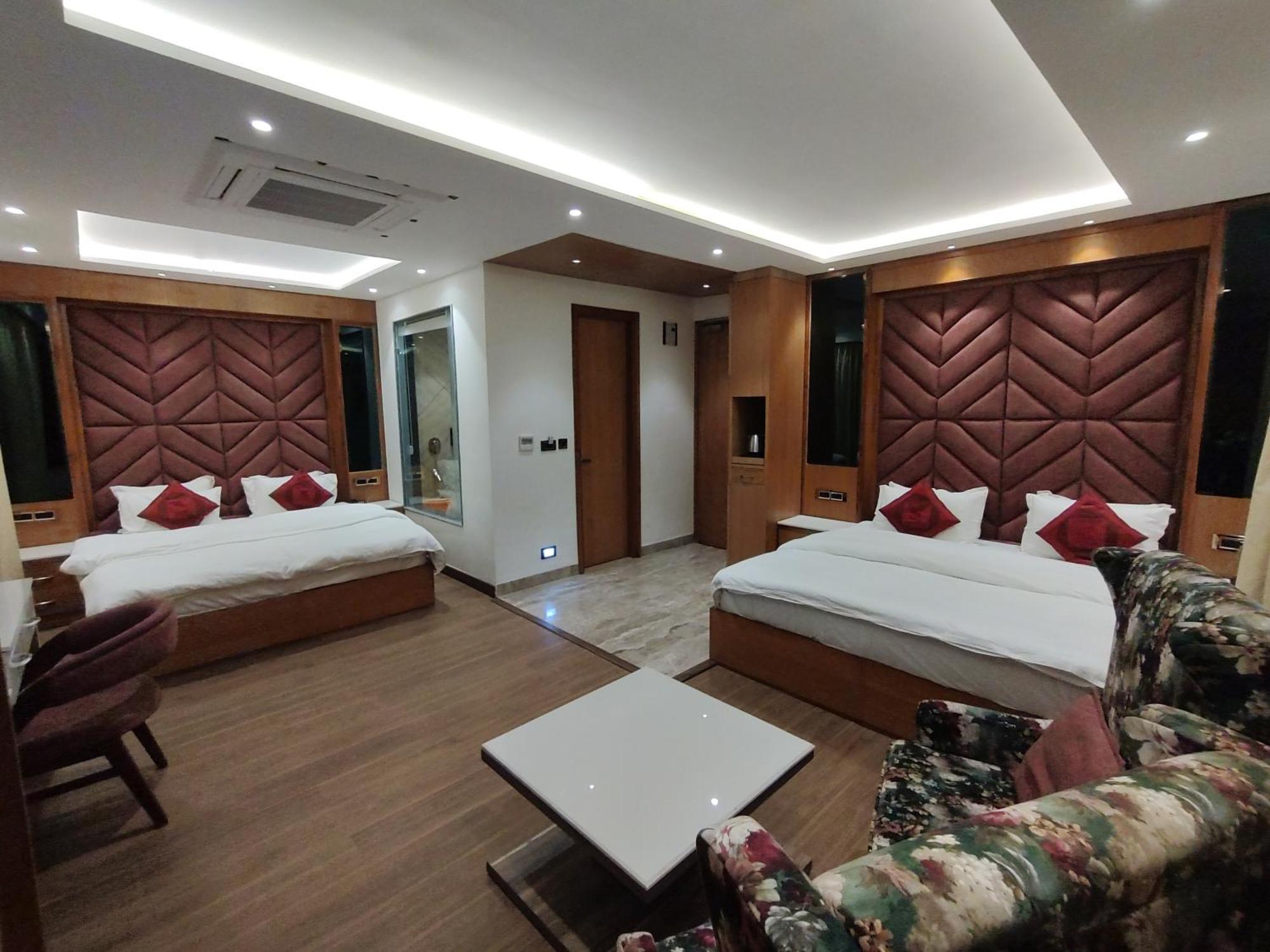 Sagrika Resort Dalhousie Exteriör bild