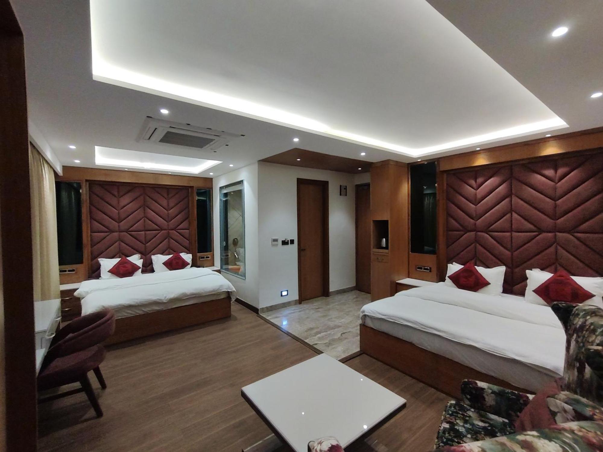 Sagrika Resort Dalhousie Exteriör bild